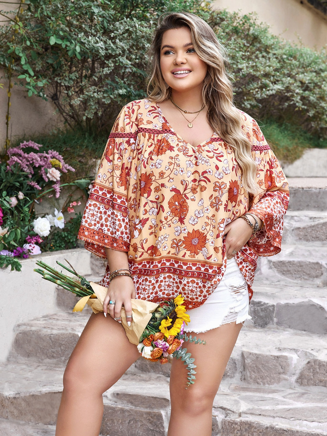 plus size printed blouse Plus Size Printed V-Neck Three-Quarter Sleeve Blouse