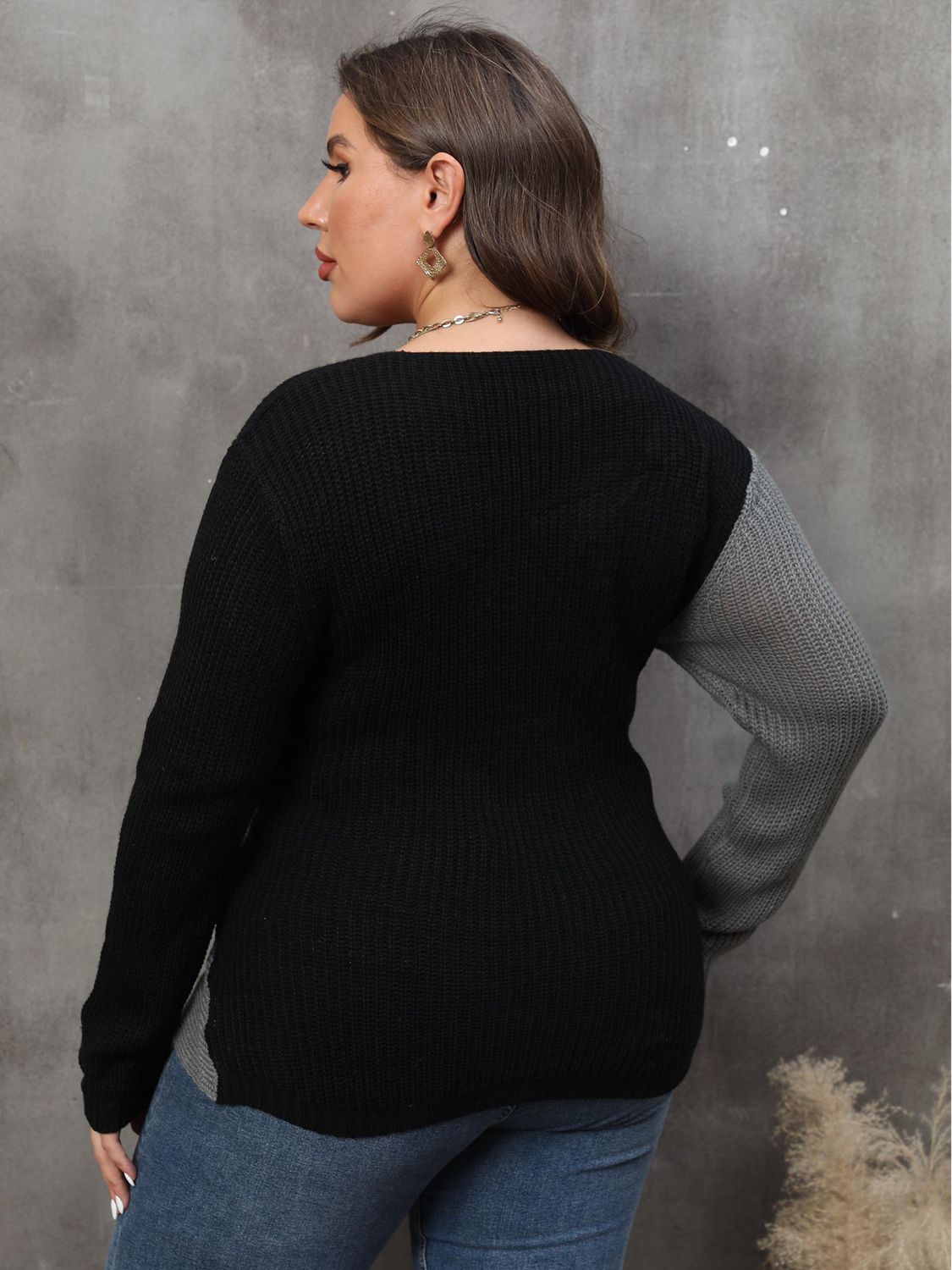Plus Size Two-Tone Surplice Neck Sweater 6
