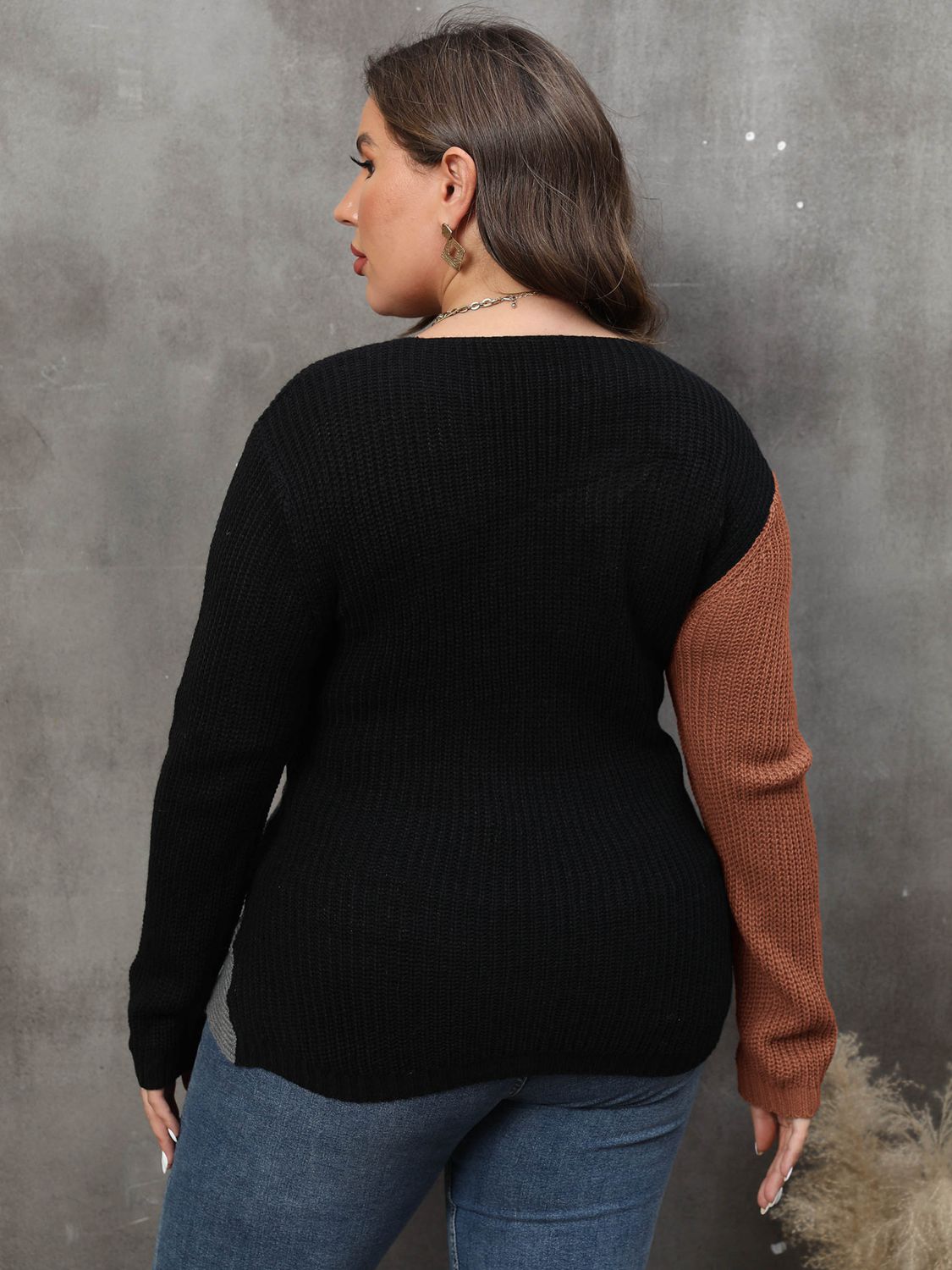 Plus Size Two-Tone Surplice Neck Sweater 9
